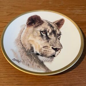 LENOX Limited Edition Plate 8” Lioness Great Cats of the World  A 5195 Decor
